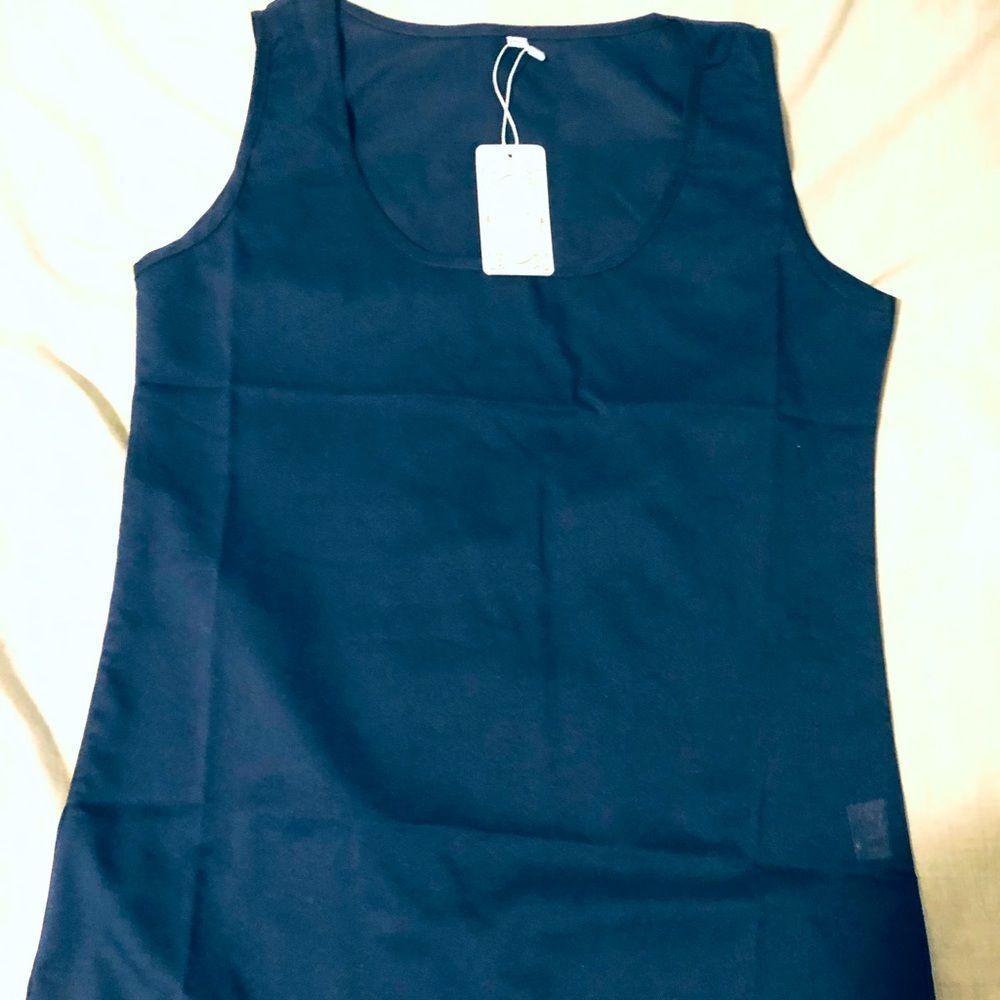 SALE 2for$15 NWT LIVAGIRL Navy Lightweight Summer Tank Formal​